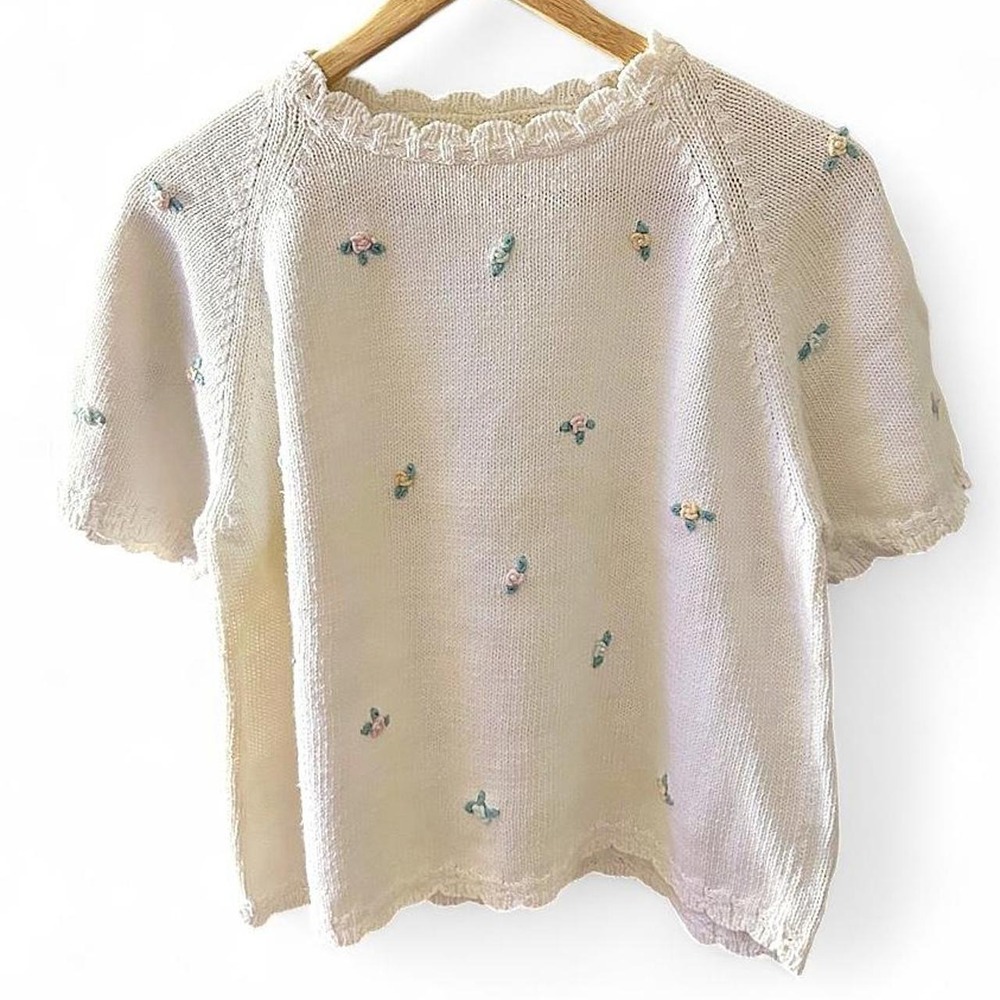 Vintage Sweater Top Babydoll Cream Scallop Hem Ditsy Floral Knit Coquette Blouse
